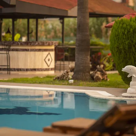 Golden Moon Hotel 3*