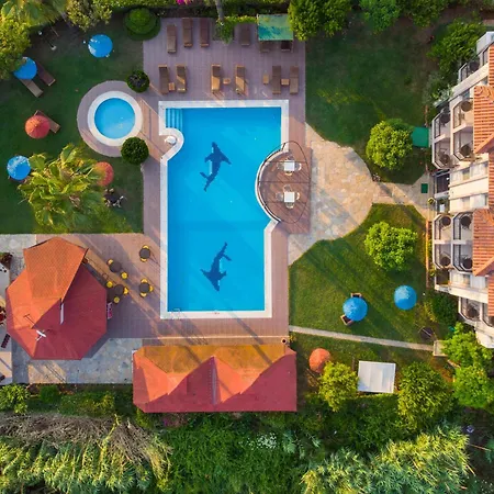 Golden Moon Hotell
