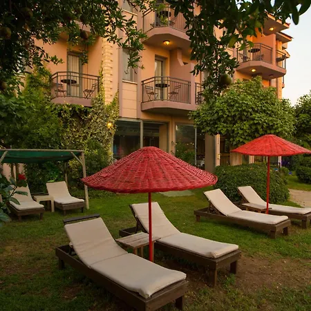 Hotel Golden Moon
