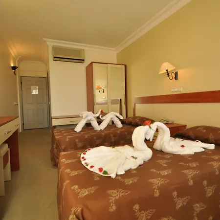 Golden Moon Отель 3*