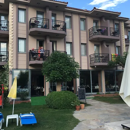 Ξενοδοχείο Golden Moon 3*