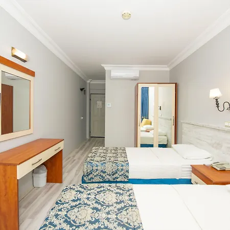 Отель Golden Moon 3*