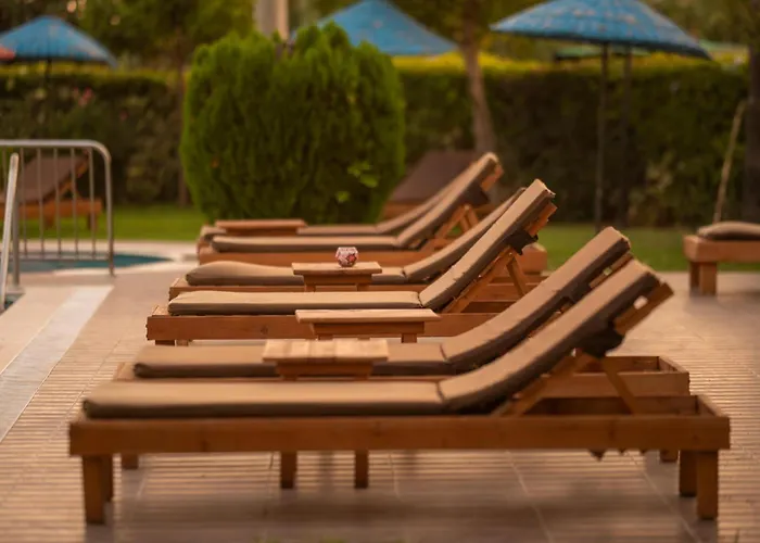 Golden Moon Hotel 3*