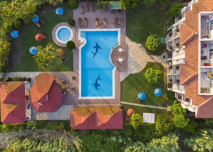 Hotel Golden Moon 3*