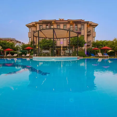 Hotel Golden Moon 3*