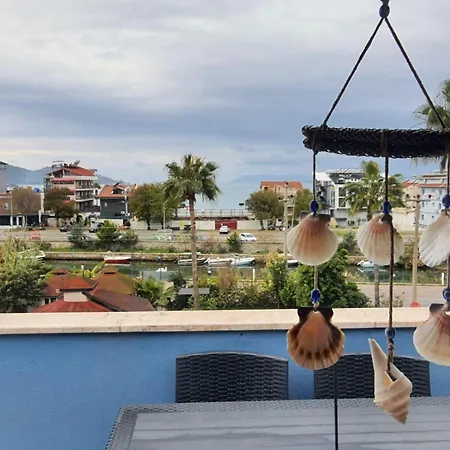 Hotel Golden Moon 3*