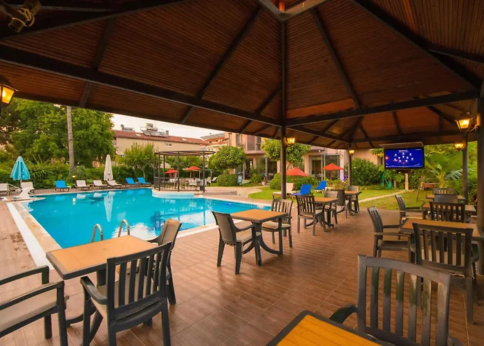 Hotel Golden Moon